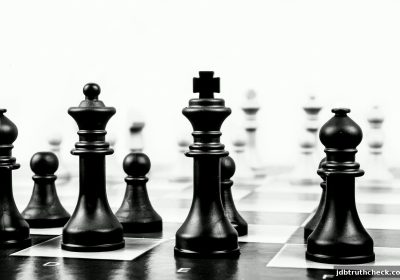 jdb电子假吗？深度剖析咪牌百家乐与斗地主的高风险策略真相