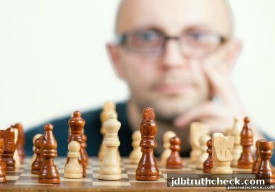 jdb电子假吗探秘：围棋围剿与防守的底层智慧与攻防转换博弈
