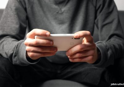 老虎机游戏的风险与收益深度剖析：jdb电子假吗？理性参与才能避免陷阱